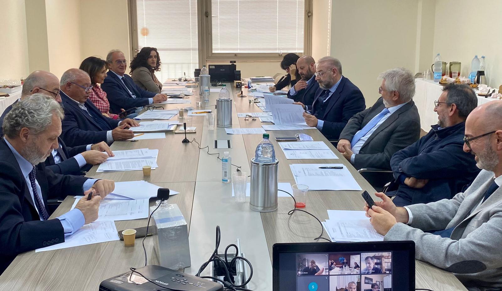 Confcommercio Sicilia approva gli strumenti finanziari, il presidente Manenti: “puntare sempre più in alto nel sostegno ai nostri associati”