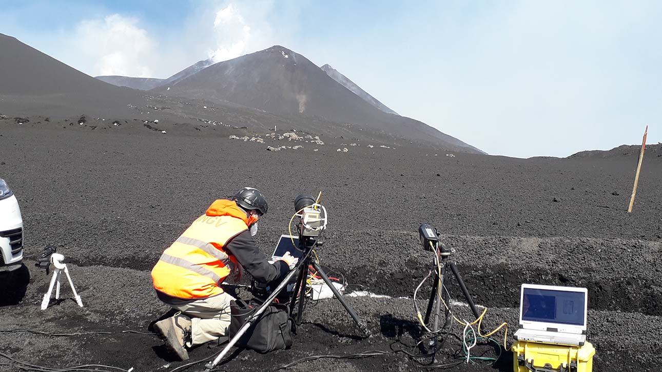 Network School IMPROVE: sull’Etna giornate dedicate ai giovani vulcanologi