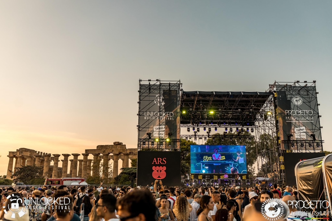 Musica e legalità con Peggy Gou a Selinunte la dj coreana che infiamma le hit musicali dell’estate