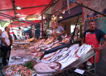 “SICILIASTUPISCI”