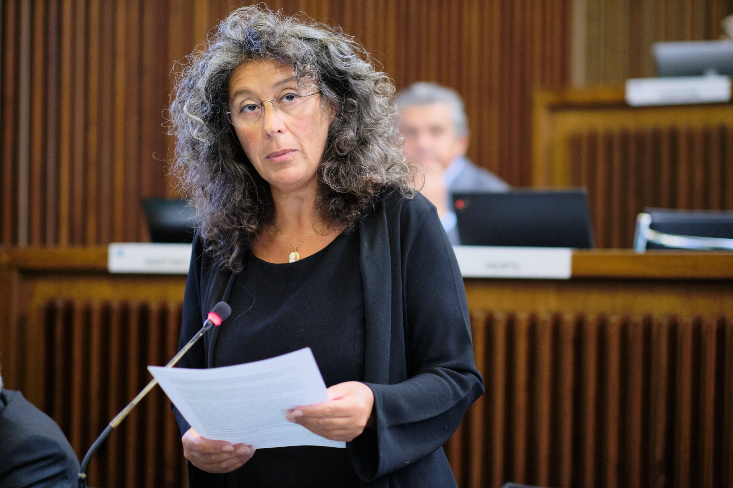 Femminicidi. Pellegrino: prevedere tutela speciale per orfani