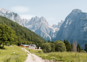 Trekking autunnali in Dolomiti Paganella: i percorsi imperdibili e i consigli della guida alpina per grandi e piccini
