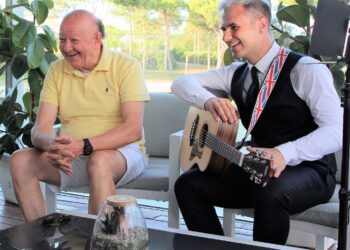 Marc e Massimo Boldi “Himalaya”: comicità e leggerezza in un brano che fa riflettere