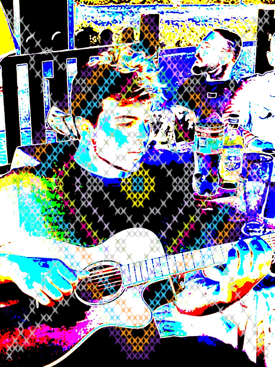 A Parigi, i ritratti mutanti di Piero Pelù, Laura Pausini, The Kolors: l’artista italiano Vincenzo Marsiglia inaugura la “Moderne Art Fair di Parigi”