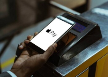 Anche se Apple Pay sta facendo progressi, l'ampia accettazione e la flessibilità dei portafogli elettronici li mantiene in gioco