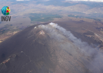 Etna e Venere: Il vulcano siciliano come laboratorio naturale per studiare il vulcanismo di Venere