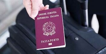 Passaporti: i tempi di attesa migliorano, ma non abbastanza nelle grandi città