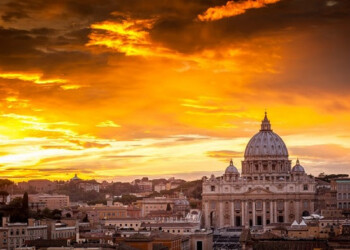 Tra il Vaticano e i quartieri di Monteverde e Trastevere si erge quello che è conosciuto come l’ottavo colle di Roma, il Gianicolo
