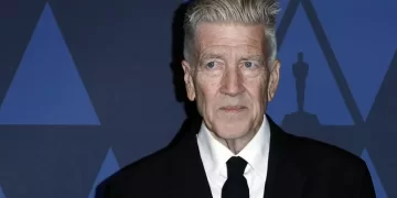 Lynch aveva poi girato nel 2006 Inland Empire con Laura Dern, una delle sue attrici preferite. Più di recente aveva lavorato a Twin Peaks: