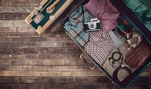 Gen Z in partenza: ecco i 7 gadget tech da mettere in valigia nel 2025