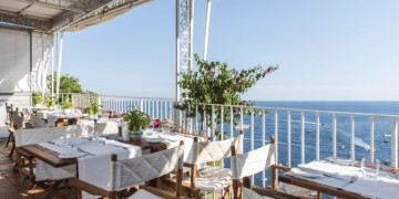 Estate 2025: TheFork svela le nuove tendenze tra mete e abitudini gastronomiche