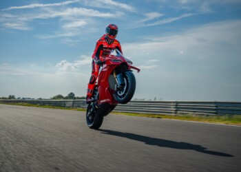 Nuova Panigale V4R: massima espressione della tecnologia racing Ducati