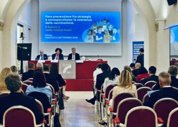 Meningite B e HPV, in Italia coperture insufficienti negli adolescenti