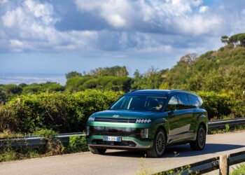 Hyundai al top in fatto di sicurezza: Ioniq 9 premiata con cinque stelle Euro NCAP