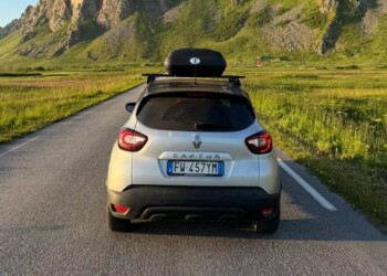 Tre cuori, una tenda e Renault Captur: in macchina da Roma a Capo Nord e ritorno