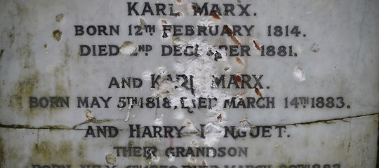 vandali sfregiata tomba marx londra