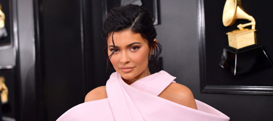kylie jenner miliardaria