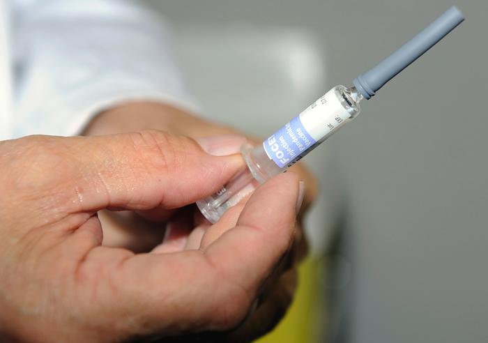 Vaccini bambini, il fermo parte da lunedì: