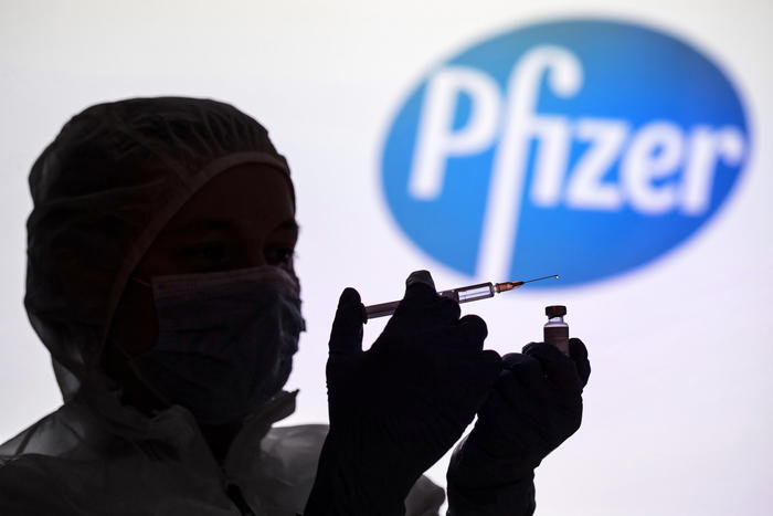 Pfizer aveva cercato un’eccezione citando le approvazioni che aveva ricevuto altrove sulla base di prove condotte in paesi come gli Stati Uniti e la Germania.