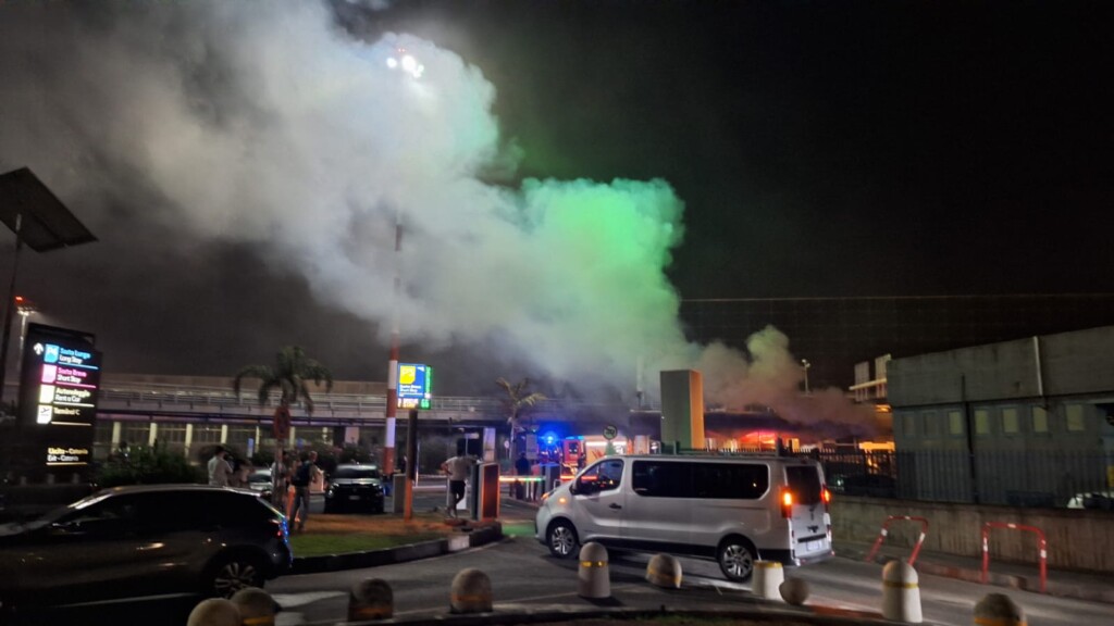 Daniela Ternullo a seguito dell’incendio della scorsa notte presso l’aeroporto di Catania, poi tempestivamente circoscritto e spento.